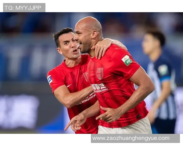 成都足球队杯赛表现分析：个人能力与团队协作的完美结合