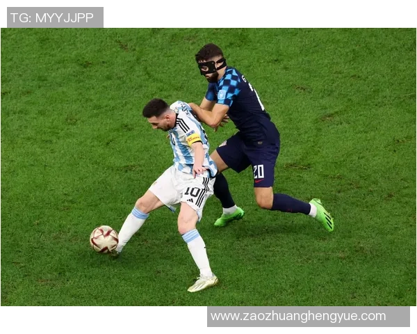 足球明星传奇背后的成长与奋斗历程全景揭秘